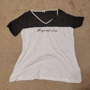 White and gray T-shirt